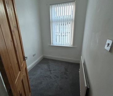 3 Bed Terraced House, Batley Street, L13 - Photo 4