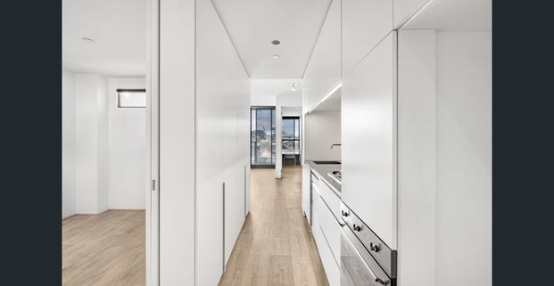 Live The High Life In The Heart Of Chapel Street - Photo 1