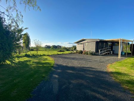 132 Pirongia Road - Photo 3