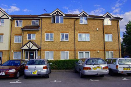 2 bedroom flat to rent - Photo 2