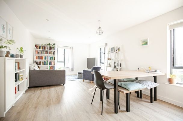 Syresham Gardens - Photo 1