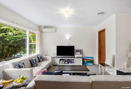 Charming Epsom 2BR Unit w/ Deck & Parking! - Photo 2