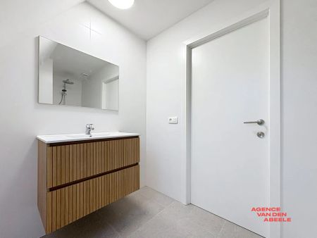 Gerenoveerd dakappartement op rustige ligging - Photo 2