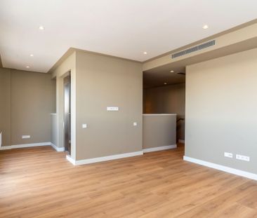 Casa adosada de alquiler en Carrer del Poble Amazic, 67, Can Gambús - Photo 6