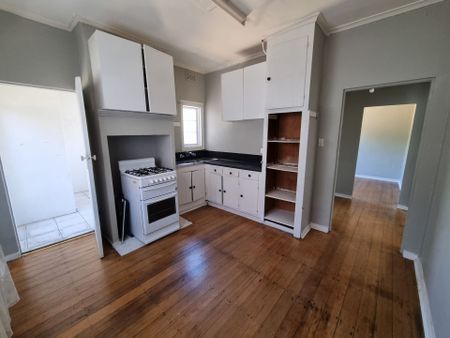 Best Location!! - Photo 4