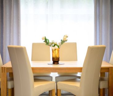 3 Bed Semi-Detached House, Strelley Road, NG8 - Photo 2