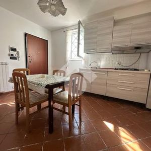 Trilocale in affitto - Photo 2