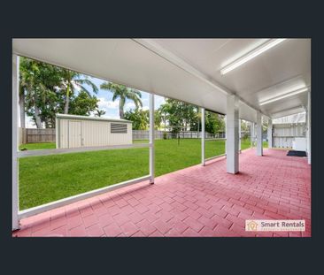 Comfortable Living in a Convenient Location - Photo 4