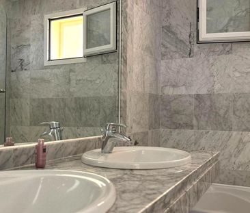 Apartamento 3 dormitorios en alquiler en Bahía de Marbella - Photo 1