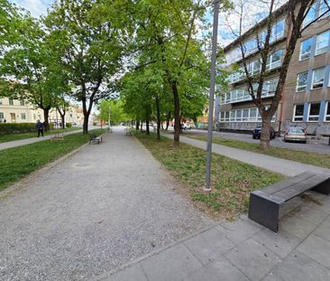 PRENÁJOM ELEGANTNÉHO 2-IZBOVÉHO BYTU V CENTRE MESTA Moyzesova ulica... - Photo 5