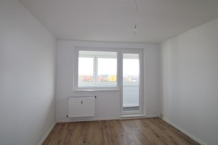 Willkommen! 2 Zimmer mit Balkon! - Foto 2