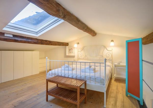 Via San Martino Altoreggi, Figline e Incisa Valdarno, Tuscany 50063