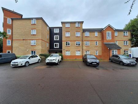 2 bedroom flat to rent - Photo 4