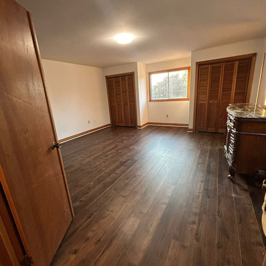 For Lease - 719 Keates Avenue Unit# Main, Oshawa, Ontario - Photo 1