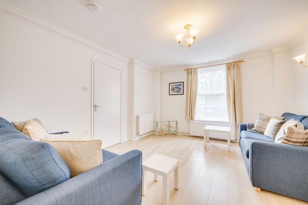 4 bedroom house to rent - Photo 1