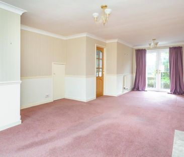 3 bedroom semi-detached house to rent - Photo 2