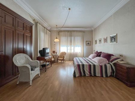 5 room luxury Detached House for rent in Elche, Spain - Photo 4