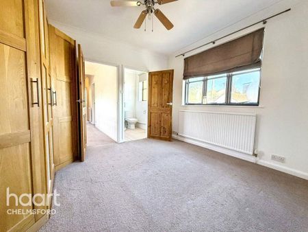 3 bedroom detached house to rent - Photo 5