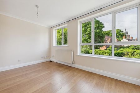 Castle Court, Aylesbury - Photo 4