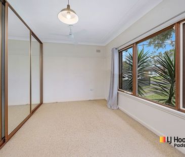 Spacious & Family-Ready 3 Bedroom Home - Photo 4