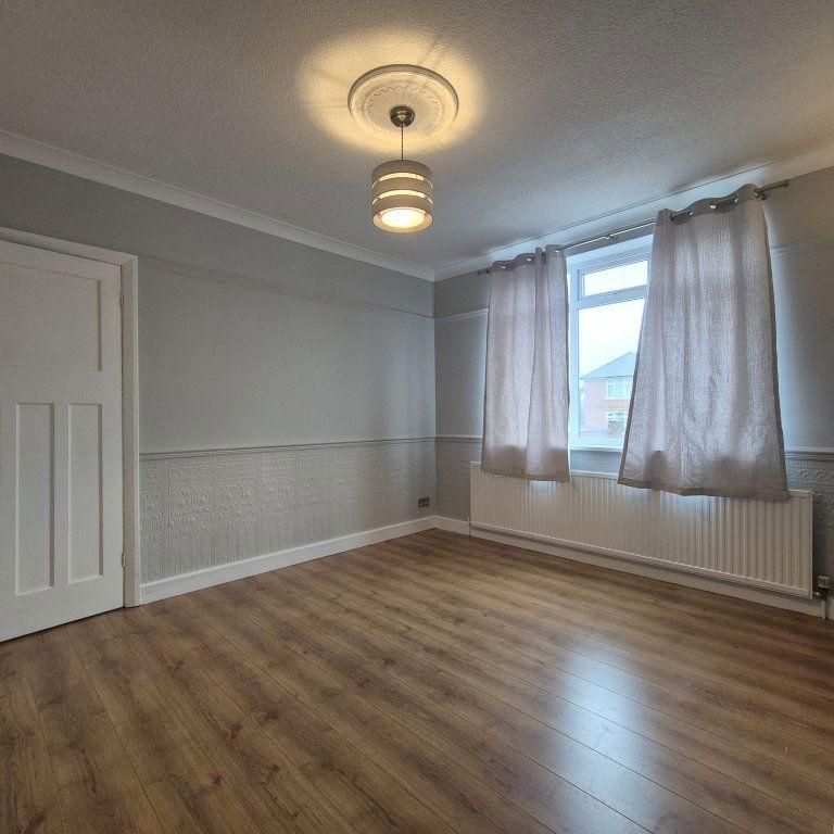 3 bedroom detached house to rent - Photo 1
