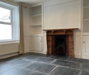 3 bedroom terraced house to rent - Photo 2