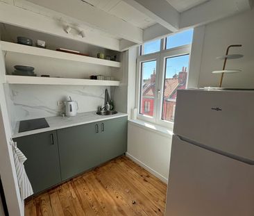 T1 bis de 29.24 m² meublé rénové, Rue de Condé réf 1556-3 - Photo 3