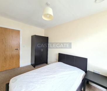 1 bedroom triplex to rent - Photo 5