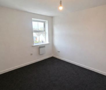 Old Quays, Warrington - Photo 1