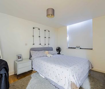 1 bed Flat for rent - Photo 4