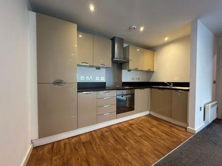 2 bedroom flat to rent - Photo 5