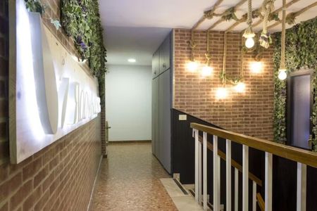 Carrer de Roger de Llúria, Barcelona, Catalonia 08037 - Photo 3