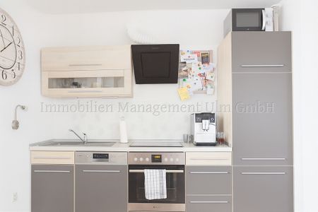 Moderne Dachgeschosswohnung mit großer Loggia und Balkon in Senden-Ay! - Photo 2