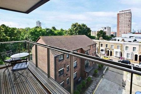 St Clements Avenue, Mile End, E3 - Photo 2