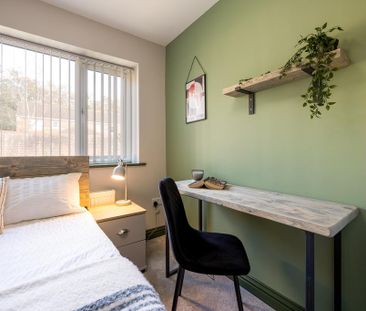 1 bedroom in a house share to rent - Photo 3