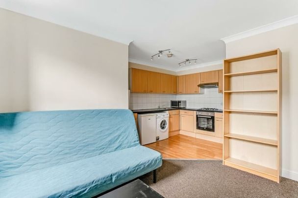 1 Bedroom Flat To Let - Photo 1