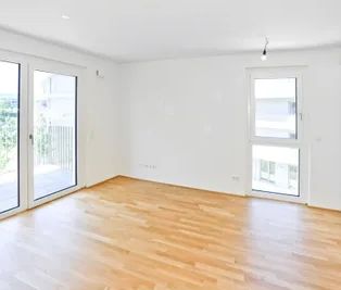 Helle 2-Zimmer-Wohnung mit Balkon - HIRSCHFELD - Photo 1