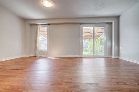 For Lease - 48 Green Spring Drive, Toronto, Ontario - Photo 4