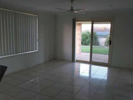 WESTDALE - Family Home In Quite Street - Photo 3