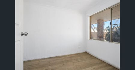 Low-Maintenance Living in a Convenient Location - Photo 5