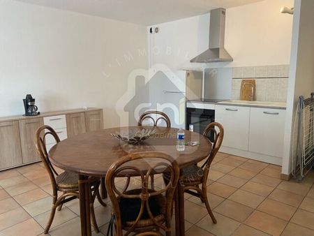 Location Appartement 1 pièce 54m² - Photo 3