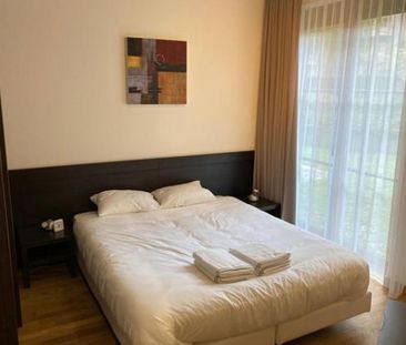 Proche de la Maison Communale, beau rez-de-chaussée meublé de 2 cha... - Foto 3