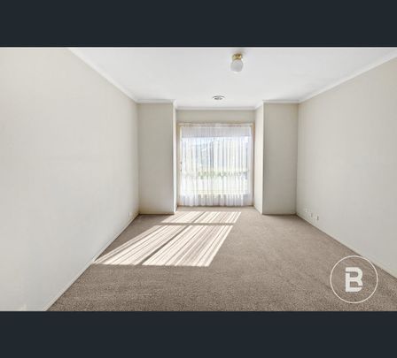 3/211 Kline Street, Ballarat East, Vic 3350 - Photo 1