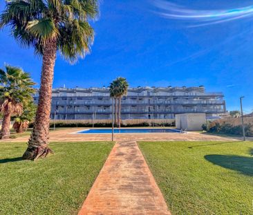 Piso 2 habitaciones de 69 m² en Les Marines (03700) - Photo 2