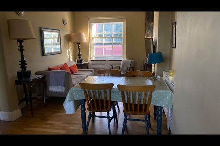 3 Bed Flat, Ladywell Road, SE13 - Photo 2