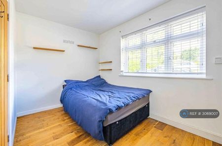 5 bedroom detached house to rent - Photo 5