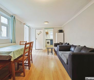 2 bed Flat in Plough Road , London, SW11 2AL - Photo 1