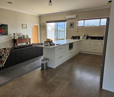 Fully furnished 2 bedroom in Hawera - Photo 5