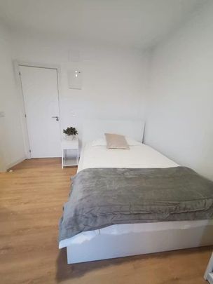 Glorieta de Cuatro Caminos, Madrid, Community of Madrid 28020 - Photo 1