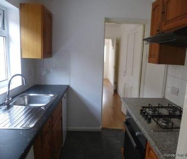 2 bedroom property to rent in Reading - Photo 2